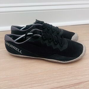 Merrell Men's Black and Gray Minimalist Athletic Shoes Men Size 10